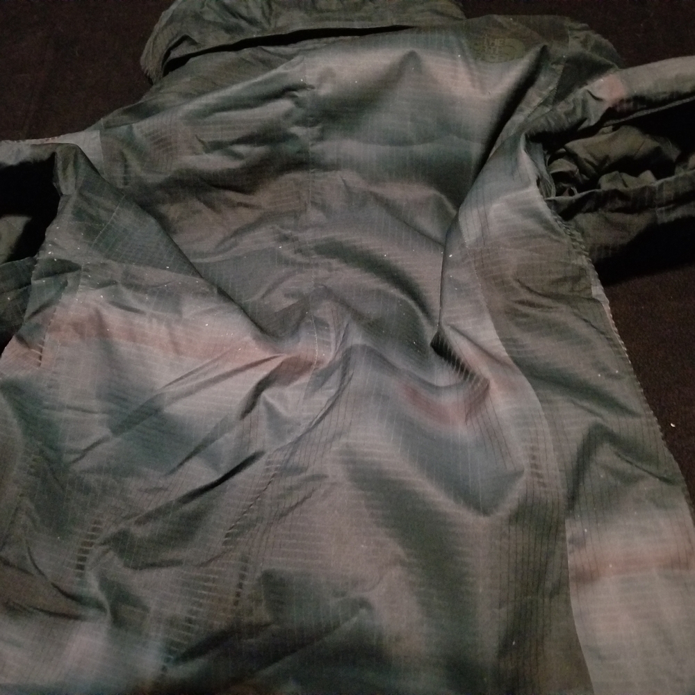 The North Face Women's M NWT Shiny Green Ski & Snow Jacket